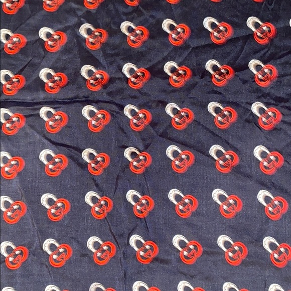 Authentic Gucci lock square silk scarf - Picture 2 of 6